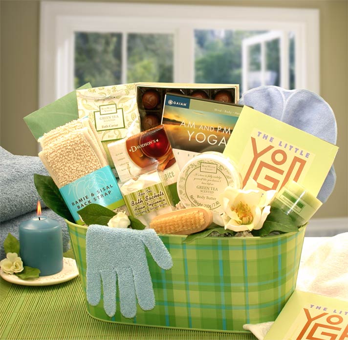 A Little Yoga & Green Tea Essentials Gift Set 